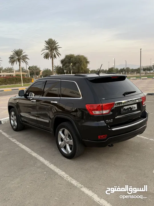 Jeep Grand Cherokee limited model 2012 gulf car