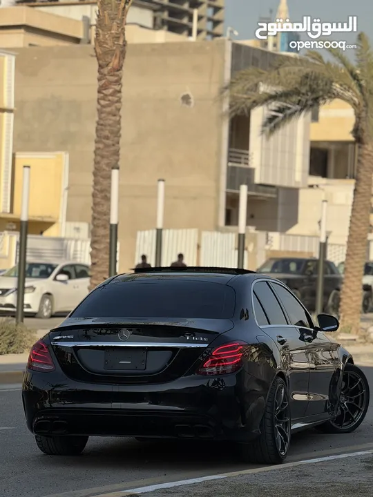 السلام عليكم ‏ Mercedes C300 2017    (فول مواصفات ) ( بدون صبغ ) (كفالة محرك وكير وصبغ) كت كاملC63S