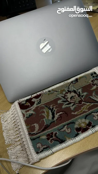 MacBook Air 13.3" Laptop