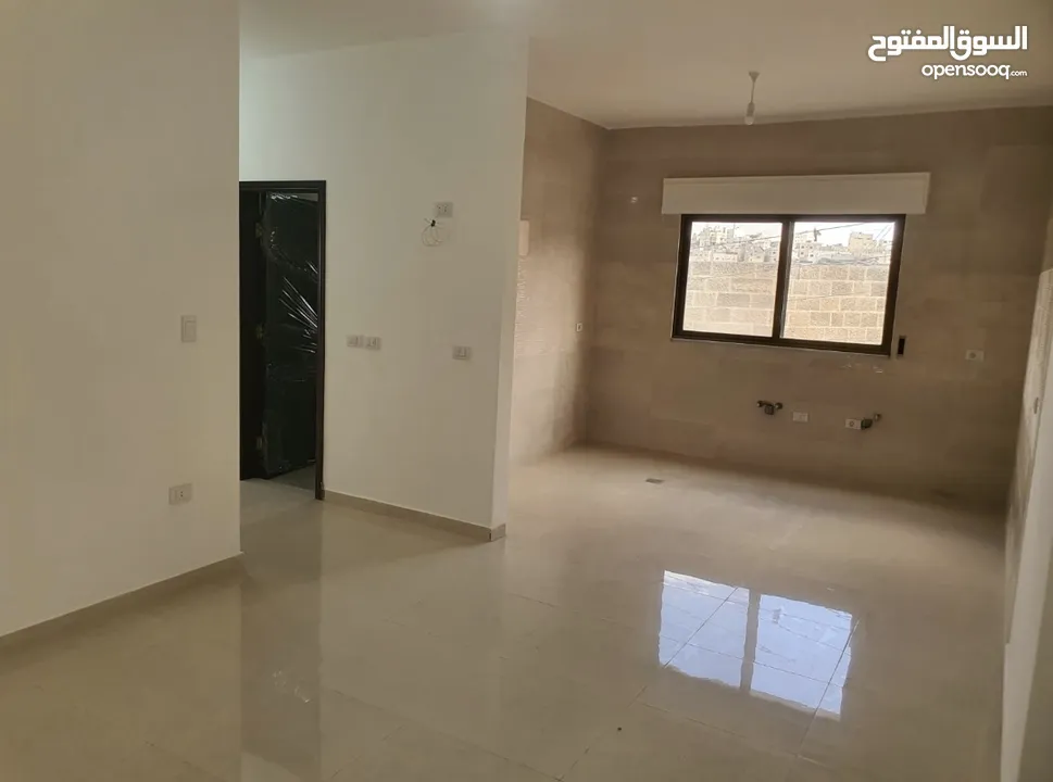 عماره جديده/4 شقق طابقيه للبيع