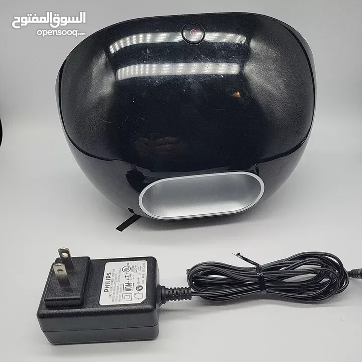 مكبر صوت محمول من Philips DS3205/37 باللون الأسود مزود بمصدر طاقة لجهاز