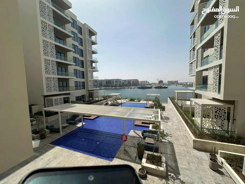 LUXURY BRAN NEW IN JUMAN 2 WITH MARINA VIEW