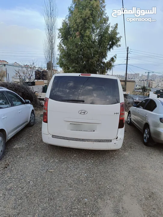 هيونداي H1 2011