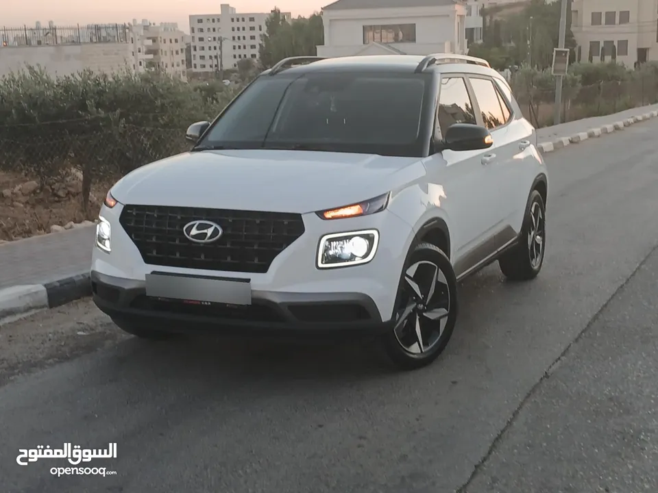 جيب هونداي فينيو مميز فل الفل اضافات مع فتحة سقف دهان شركة ولاغرام بوية وعداد 45000كم فقططططط