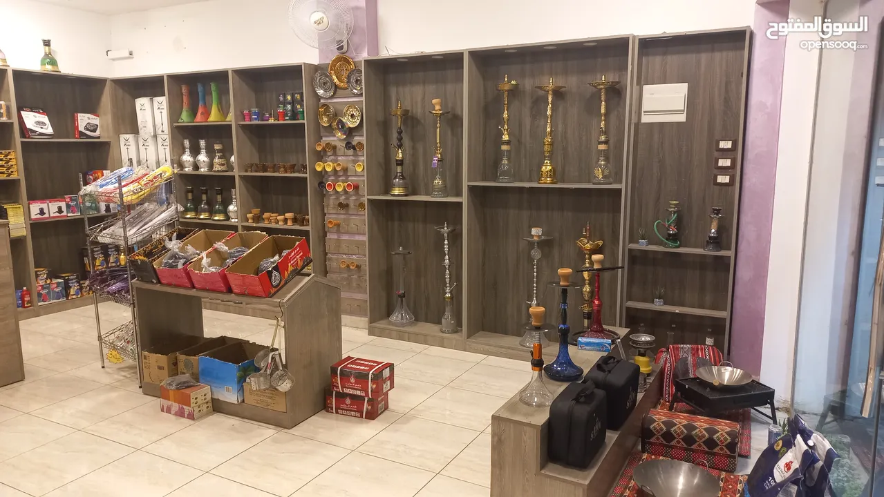 خشب ديكور لمحل اراجيل بحالة ممتازة للبيع
