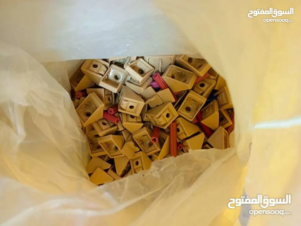 ماكينة ابواب خزائن متحركة+ عظمات ارفف