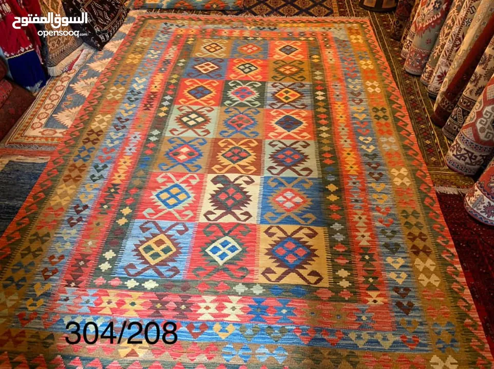 Handmade woolen rugs سجاد صوف مصنوع يدويا