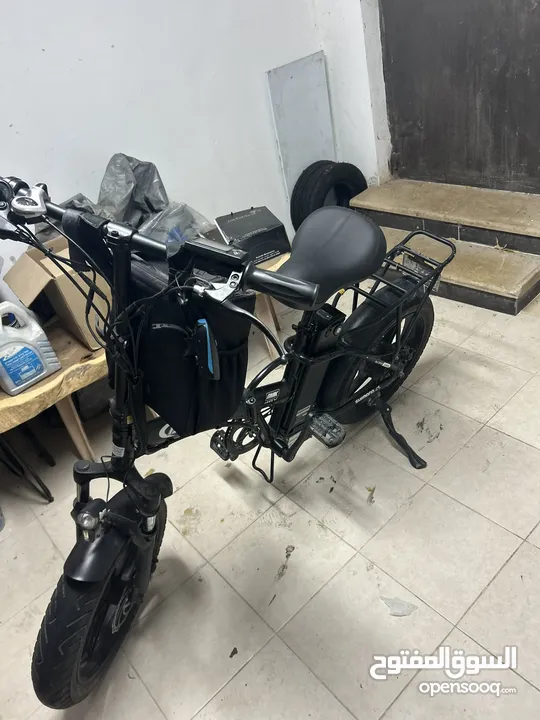 بسكليت كهربائية BMX 2024 – بطارية 48V، موتور 250W، قابلة للطوي، مع طاقية وشاحن