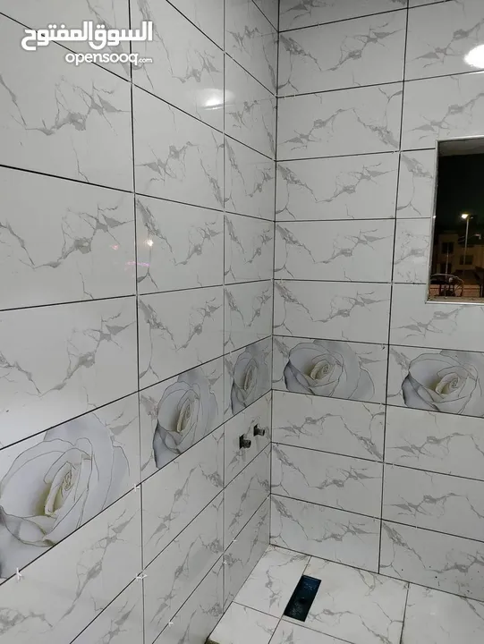 بليط وكافة اعمال البلاط والسيراميك والرخام وبديل الخشب وبديل الرخام والجرانيت وأعمال الصيانة العامة