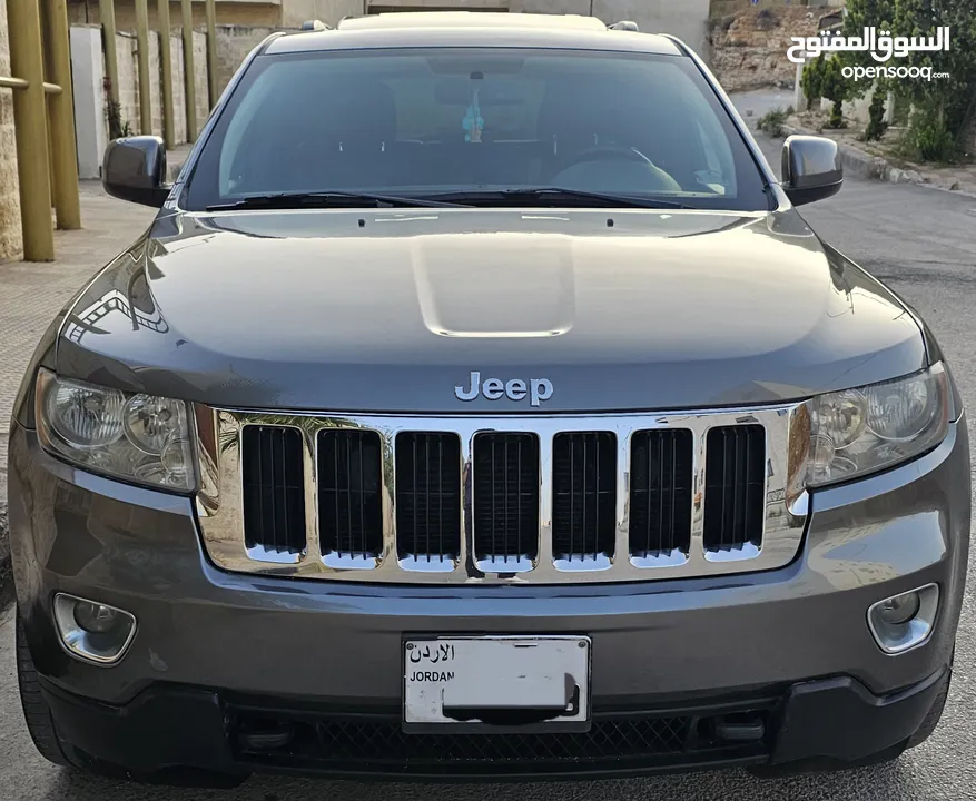 Grand Cherokee 2011 - جراند شروكي فل اضافات بانوراما بحالة ممتازة