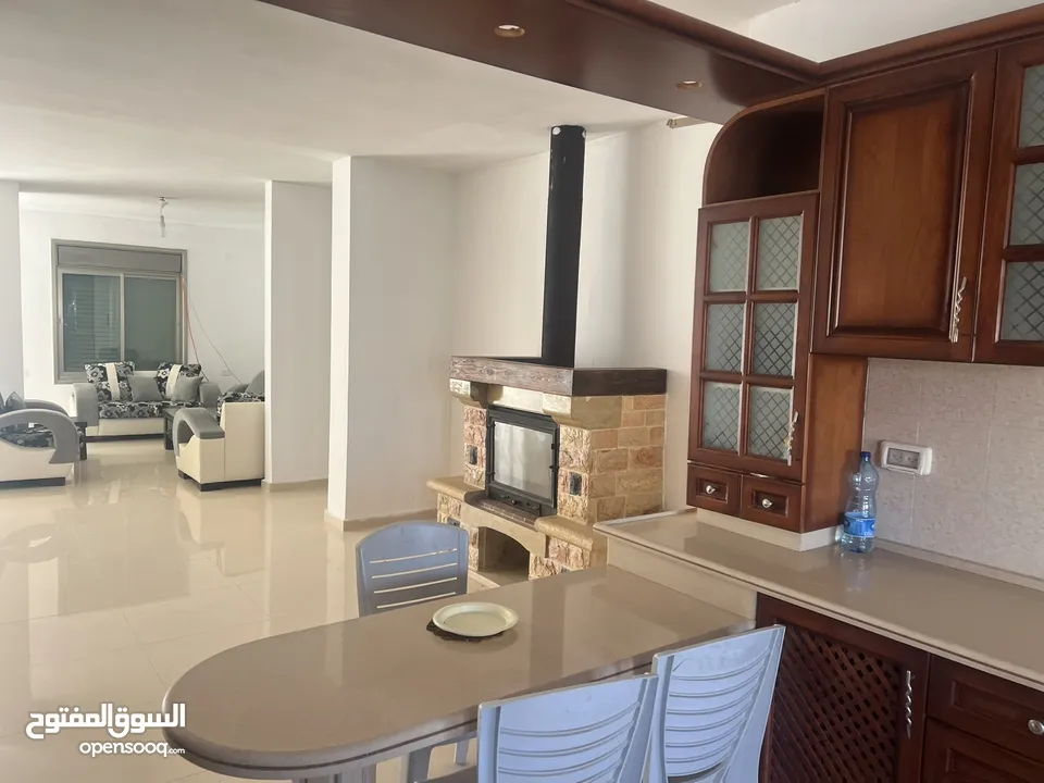روف مفروش للايجار في الطيره قرب سريه رام الله لموظفات او موظفين