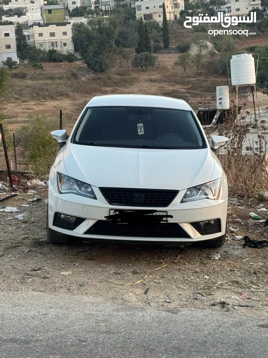 سيات 2018 لون ابيض
