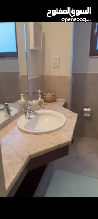 2 Bedrooms Apartment for Sale in Jabal Sifah REF:986R