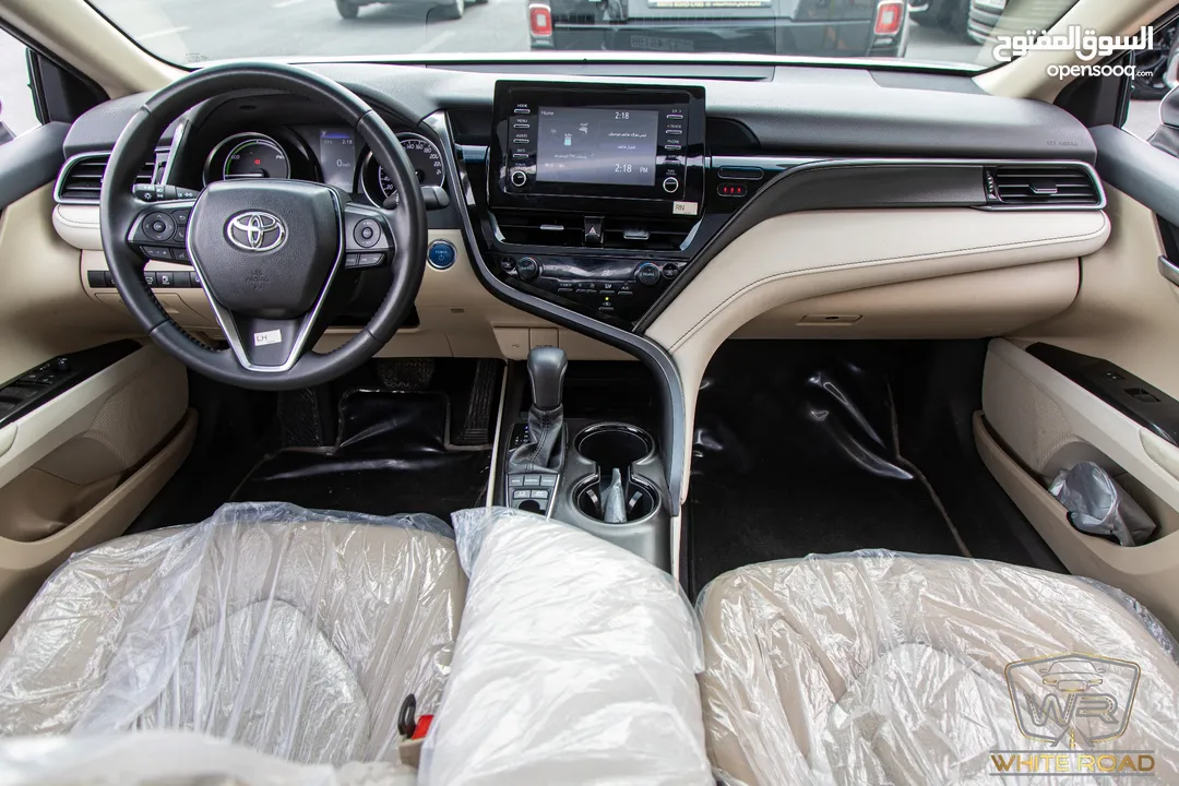 Toyota Camry Gle 2023  السيارة بحالة ممتازة جدا