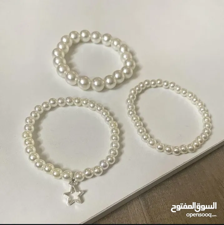 اعلان عن اكسسوارات مميزة hand made لمعرفة سعر كل قطعة واحدة تواصل على الرقم