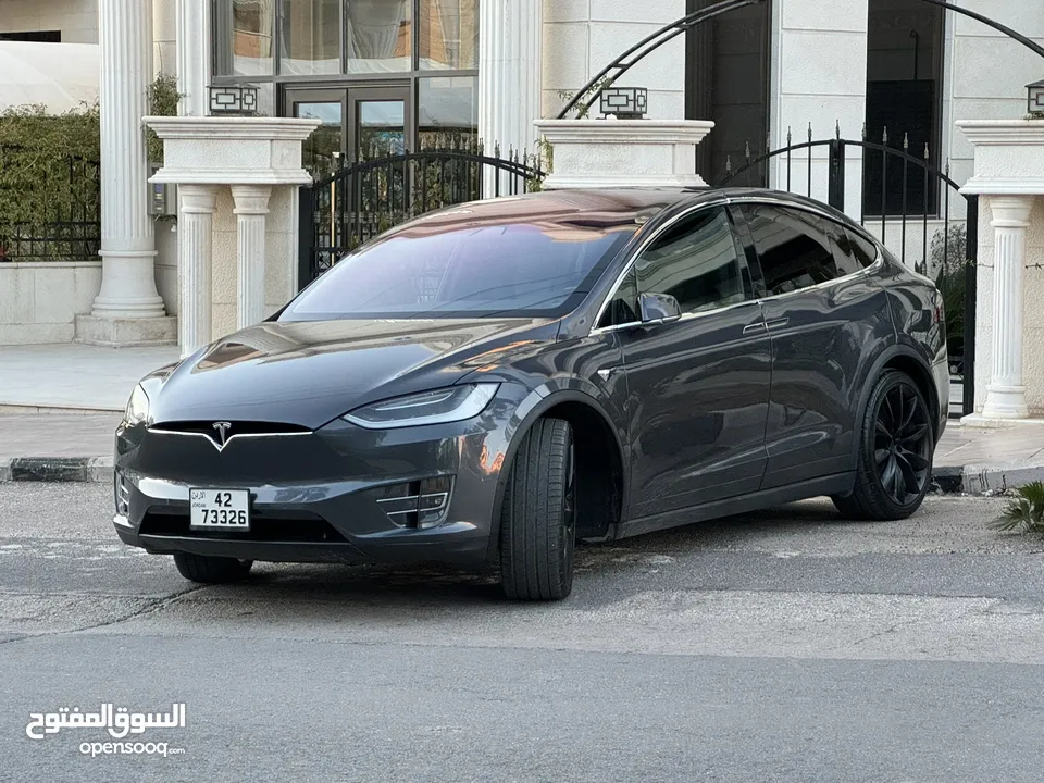 Tesla X 2018 75d