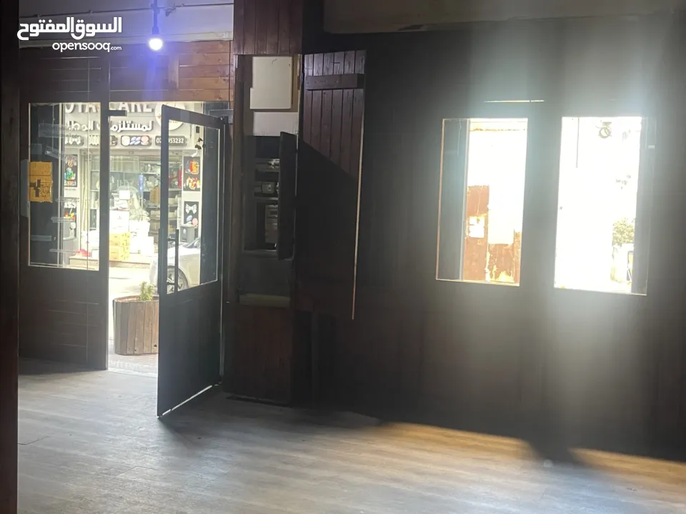 محلات للايجار مع المالك مباشرة عدد (2) في رام الله التحتا شارع الحسبة القديمة بجانب مخبز خلف، مساحة