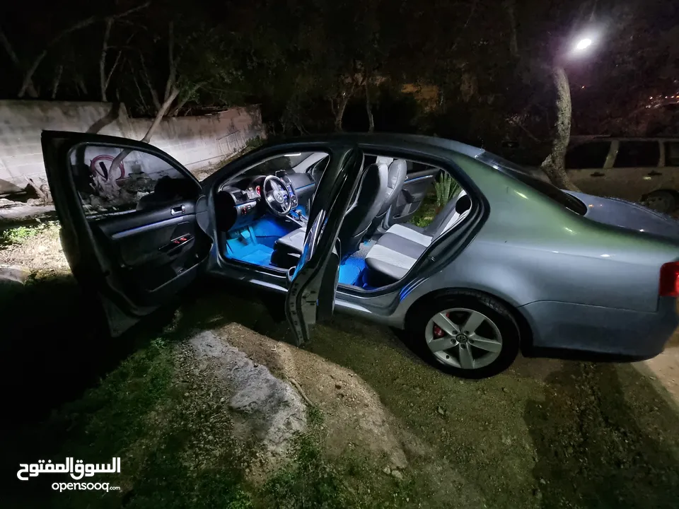فولكسفاجن جيتا موديل 2010/ ماطور 1600 بنزين /7 غيار جير اوتوماتيك