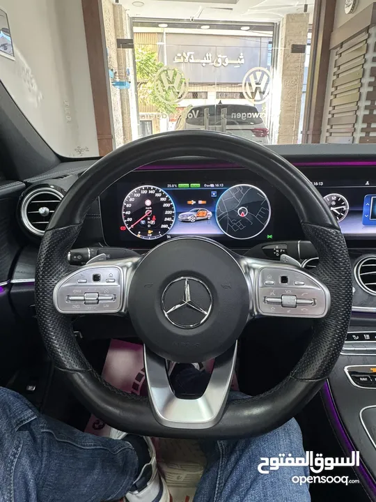 مرسيدس E300de ديزل وكهرباء 2020 AMG اضافات كاملة فحص ممتاز دهان شركة سياره اقتصاديه جداً