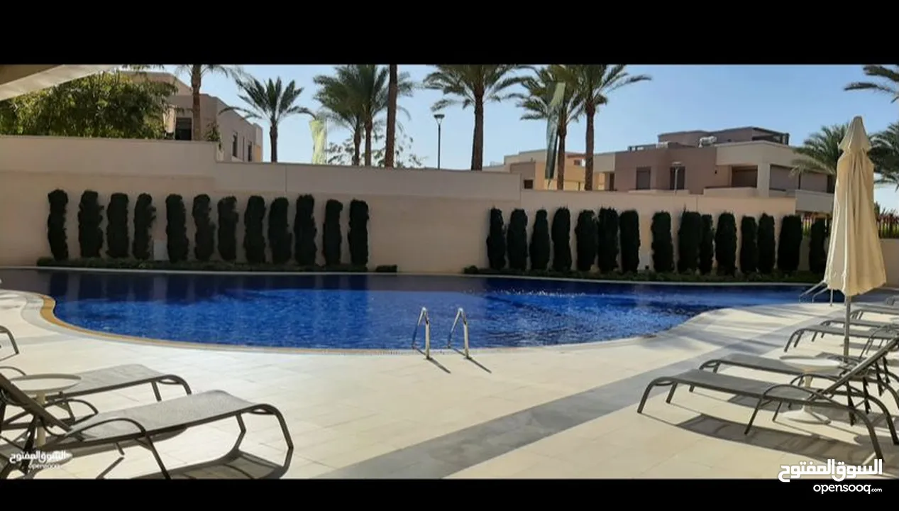 غرفة فندقيه اطلاله بحريه داخل منتجع ( قرية الراحه/ مرسى زايد )