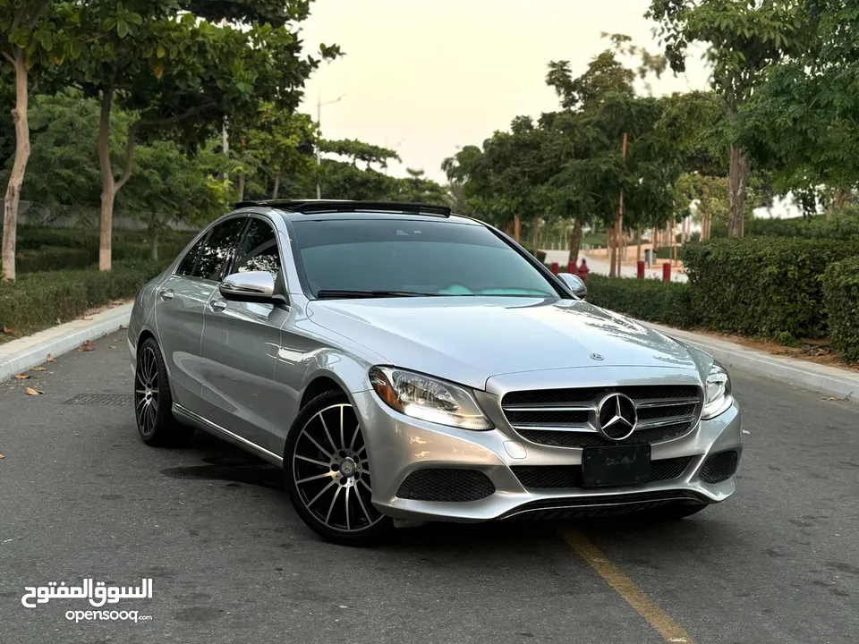 MARCEDS BENZ C300 2018