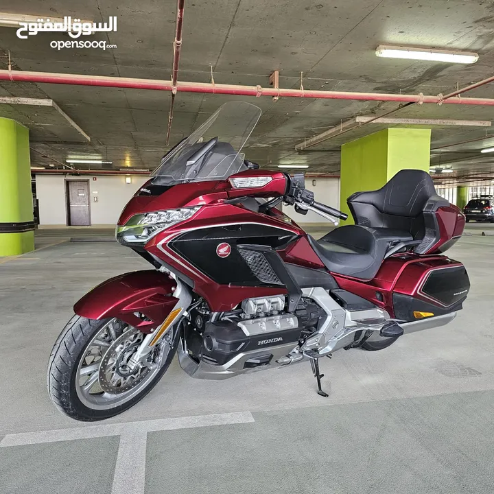 هوندا جولد وينج Honda gold wing