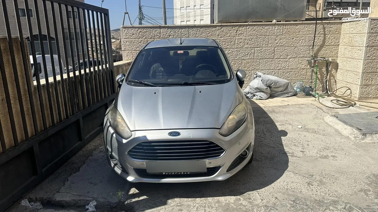 سيارة فورد للبيع كاش فقط