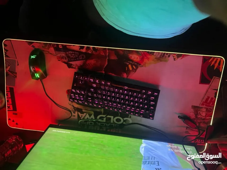 Mouse pad rgb للبيع استعمال يوم واحد بس