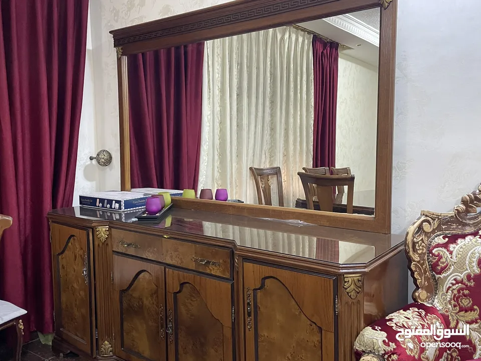 طاولة سفرة كبيرة جدا فخمة
