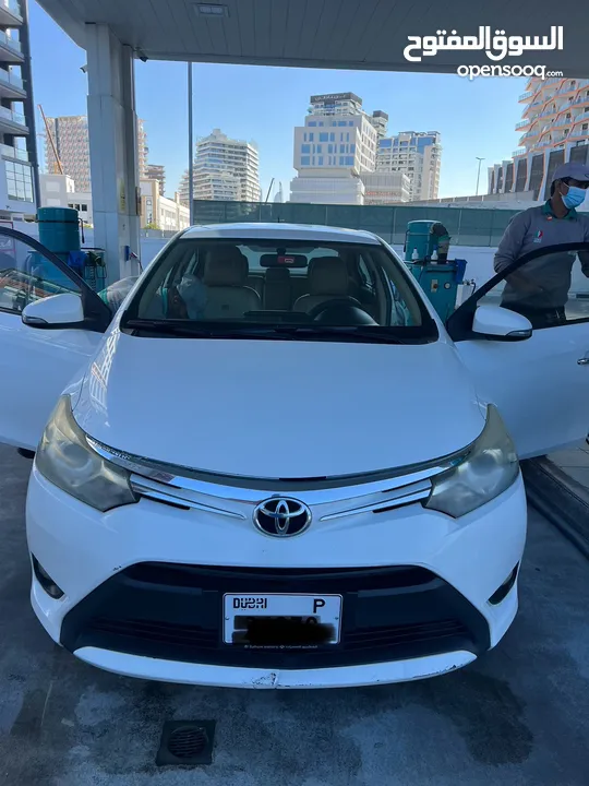 Toyota yaris 2015