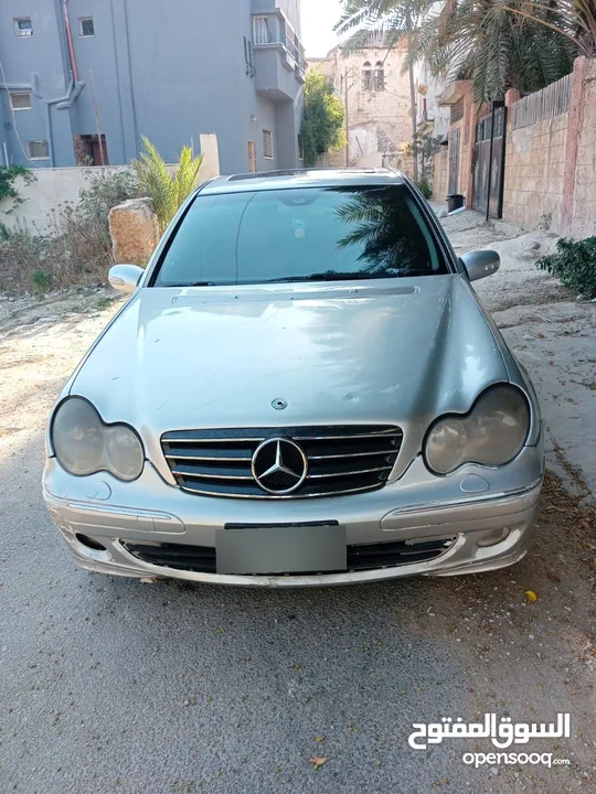 مرسيدس بونز C220 2003