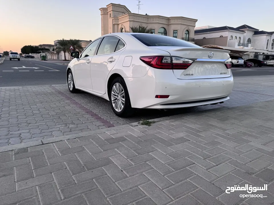 LEXUS ES 350 - GCC - 2017 - very clean car