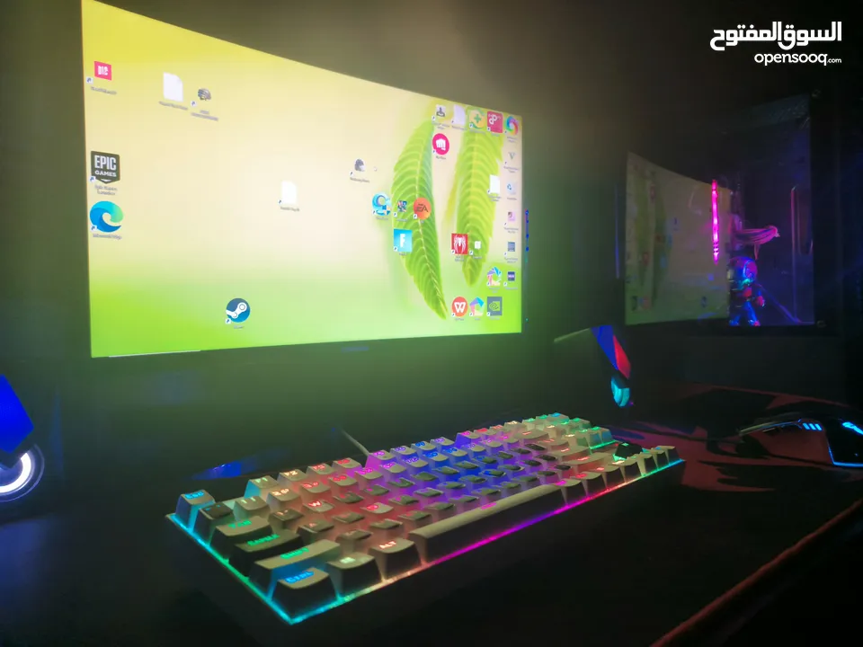قيمنق ps مستعمل شهرين بس ب 600 وقابل للتفاوض مع كامل أغراضه
