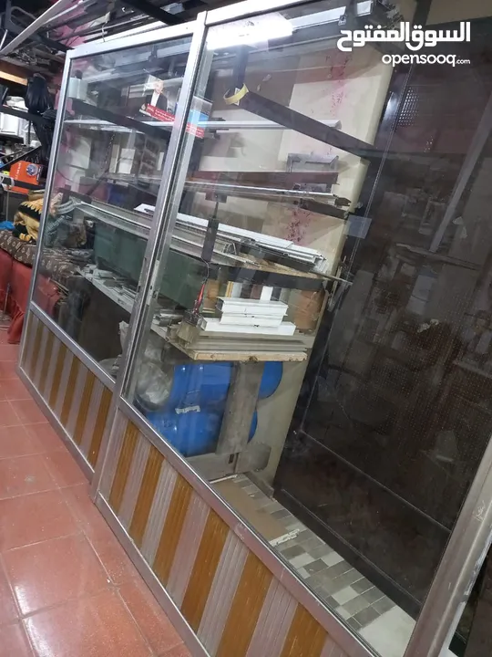 واجهة الالمنيوم مستعملة حالة جيدة للبيع