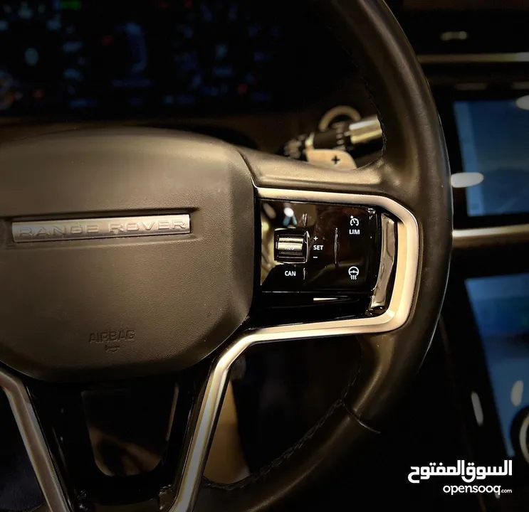 Range Rover Velar 2021 بحالة الشركة قاطعة : 22000 فقط