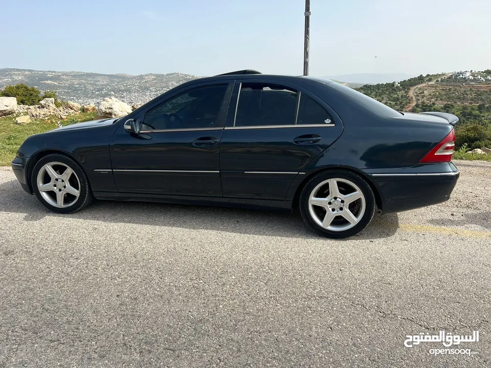 مرسيدس c200w203 موديل 2001 كراسي كهرباء فتحة كراسي جلد ماتور 2000 كومبرسر احمر قابل للبد