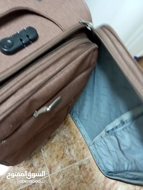 شنط حقائب سفر