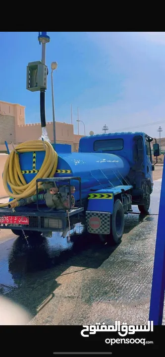 Delivery of drinking water. Price depends on distance نقل مياه صالحة للشرب