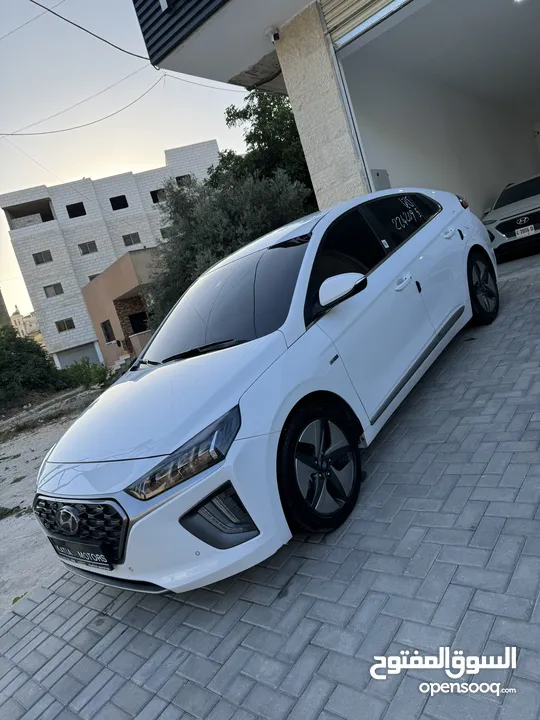 هونداي  أيونك  هايبرد  2021  الحبة  المميزة  على مستوى  الوطن
