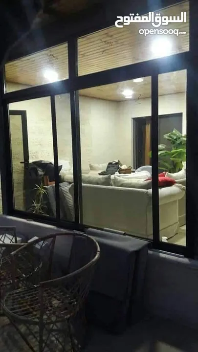 أعمال الألمنيوم شبابيك مقطع فلسطيني وخاص وكيرتن وال وفولدينج وسكوريت وسكاي لايت والكبوند والصيانة