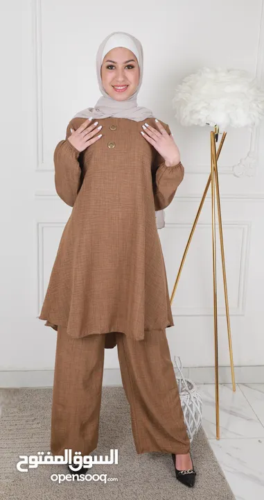 طقم أنيق ومريح للمحجبات  استمتعي بالأناقة والراحة مع هذا الطقم العصري بلونه الراقي وتصميمه العمل