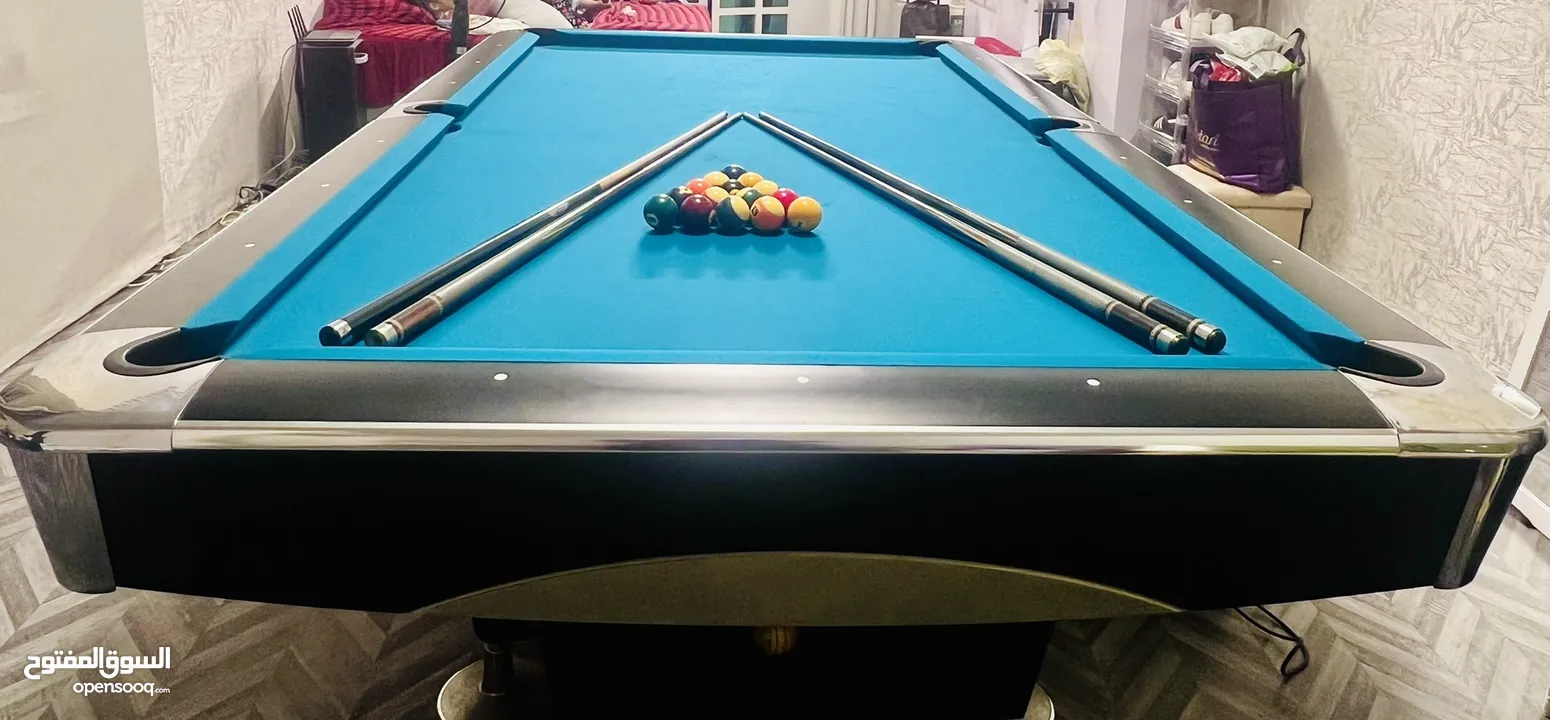 9ft Knight shot commercial billiards table