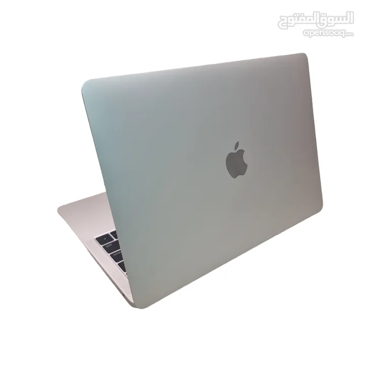 ماك بوك اير 2018 نظيف جدا MacBook Air 2018 in excellent condition