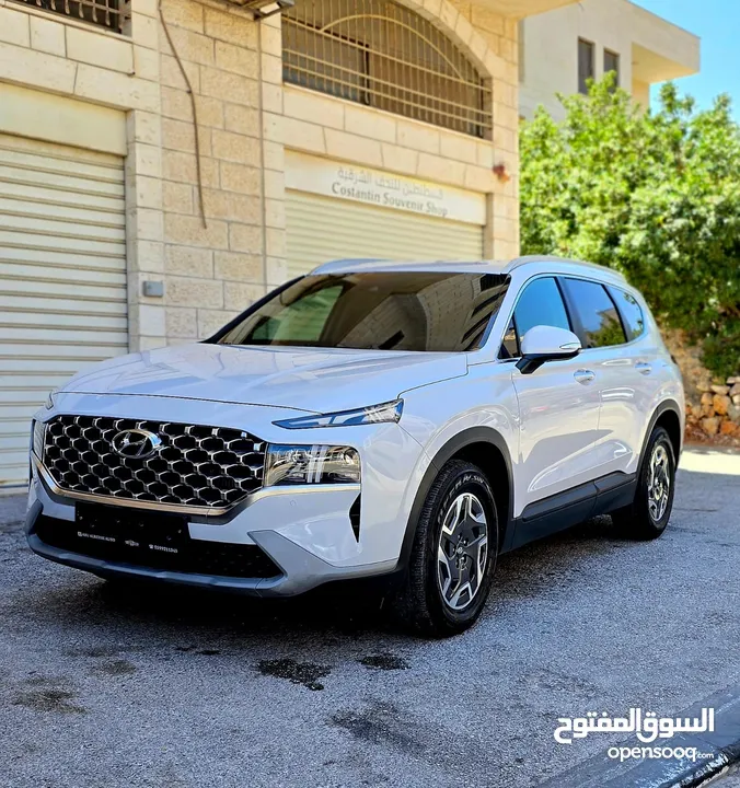 الأكثر طلبا في السوق سنتافية هايبريد
