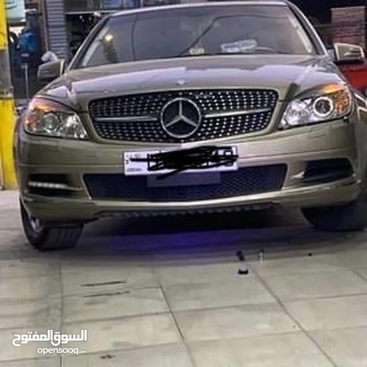 قطع مرسيدس c200 موديل 2010 للبيع بسعر مغري