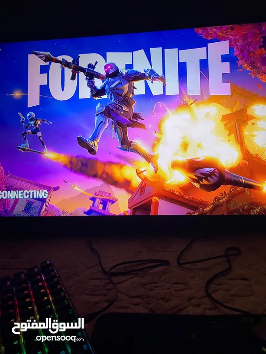 بي سي قيمينق للبيع او للبدل على ايفون 13 فقط