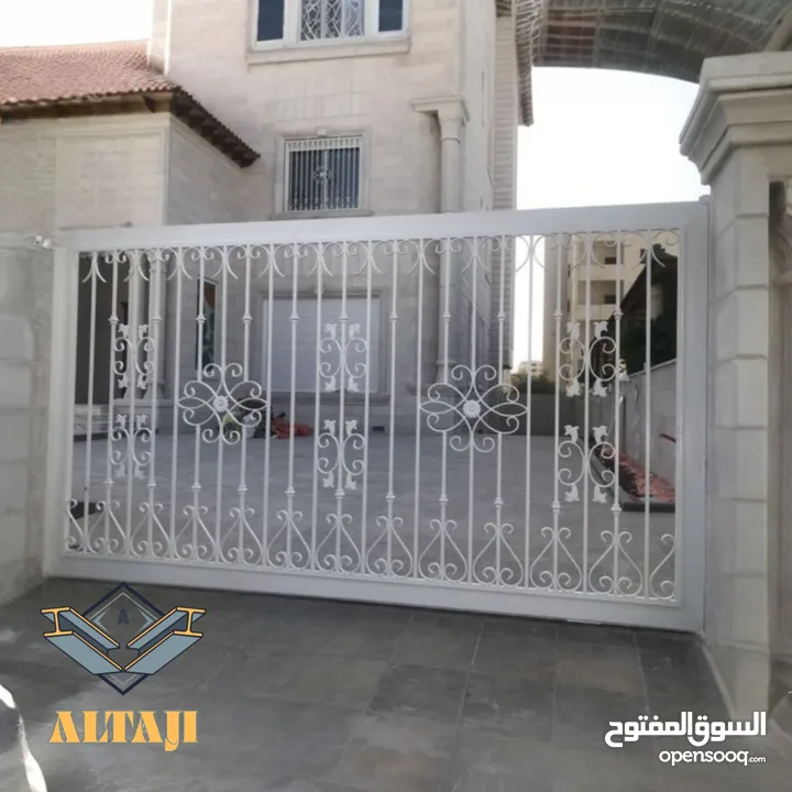 التاجي لجميع أنواع الحدادة والصيانة والدهان بأعلى جودة ومتانة لا تضاهى.