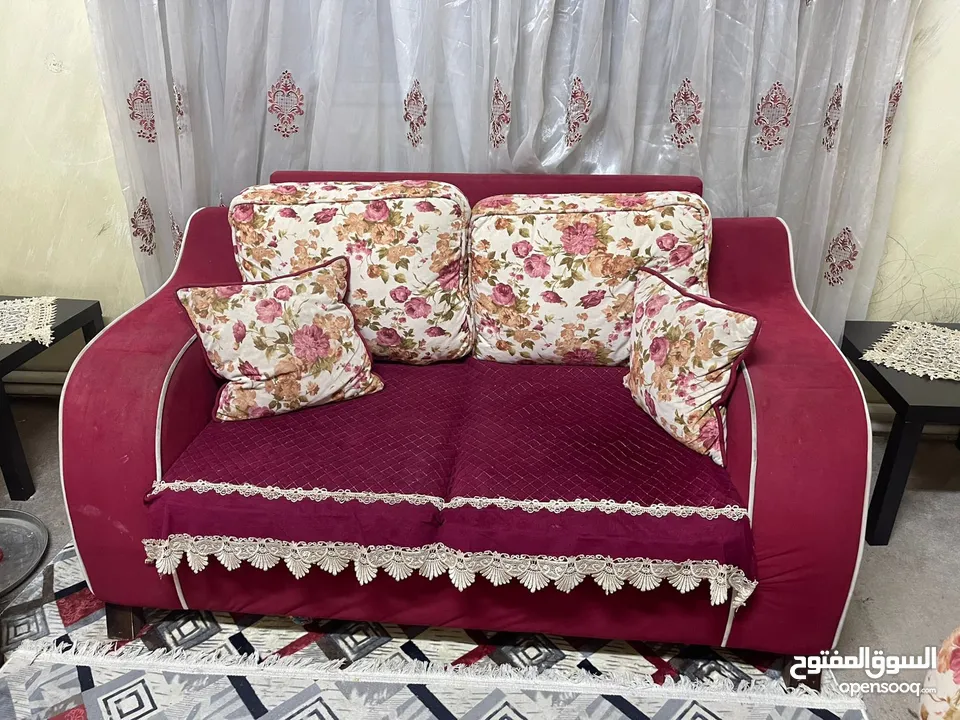 طقم كنب نظيف