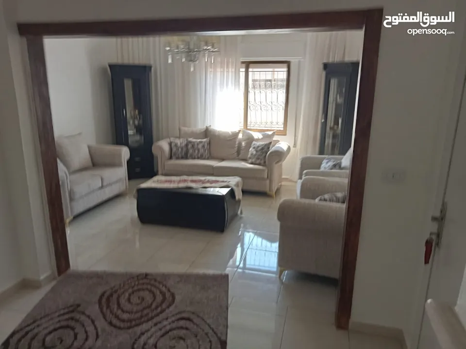 بيت للبيع بحاله ممتاز