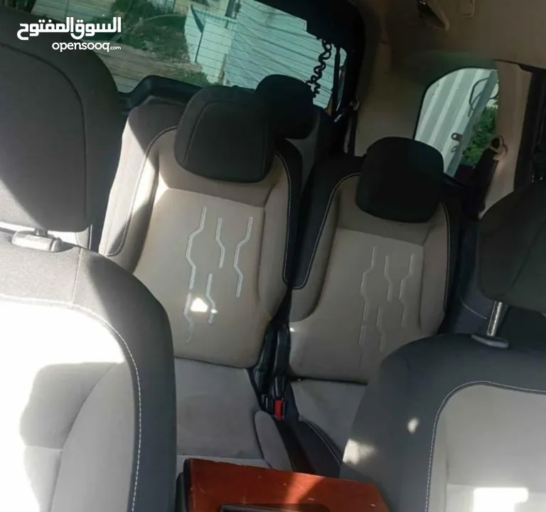 بيجو 6+1 فحص ممتاز جير و مطور جديد راكبات على السيارة مطور مستورد كوشوك جديد